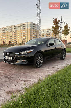 Хэтчбек Mazda 3 2018 в Буче