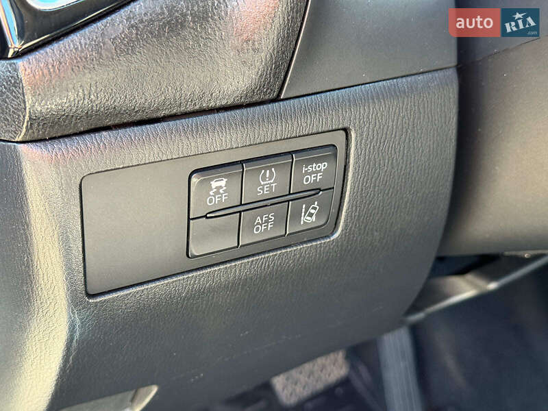 Седан Mazda 3 2014 в Виннице