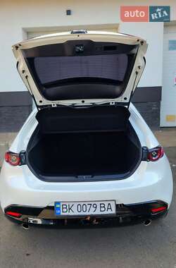 Хэтчбек Mazda 3 2018 в 
