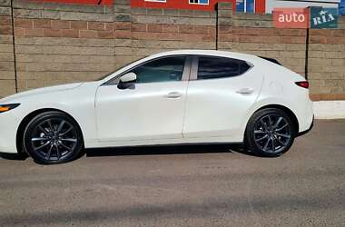 Хэтчбек Mazda 3 2018 в 
