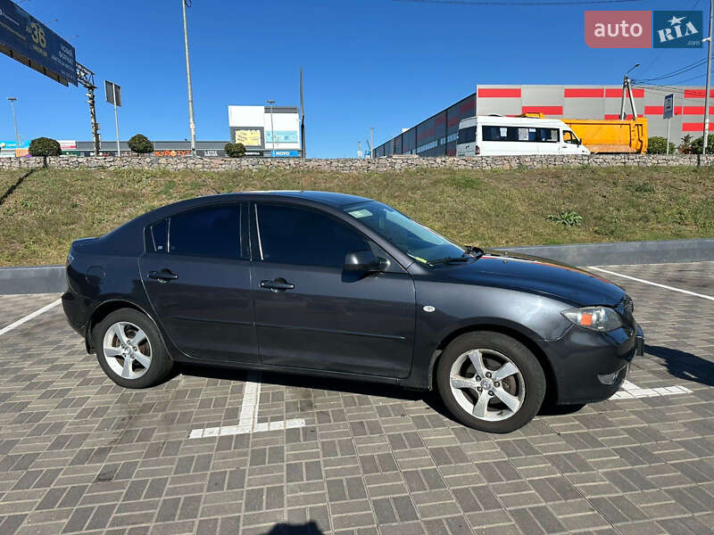 Седан Mazda 3 2006 в Киеве