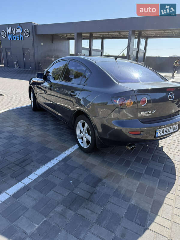 Седан Mazda 3 2006 в Киеве