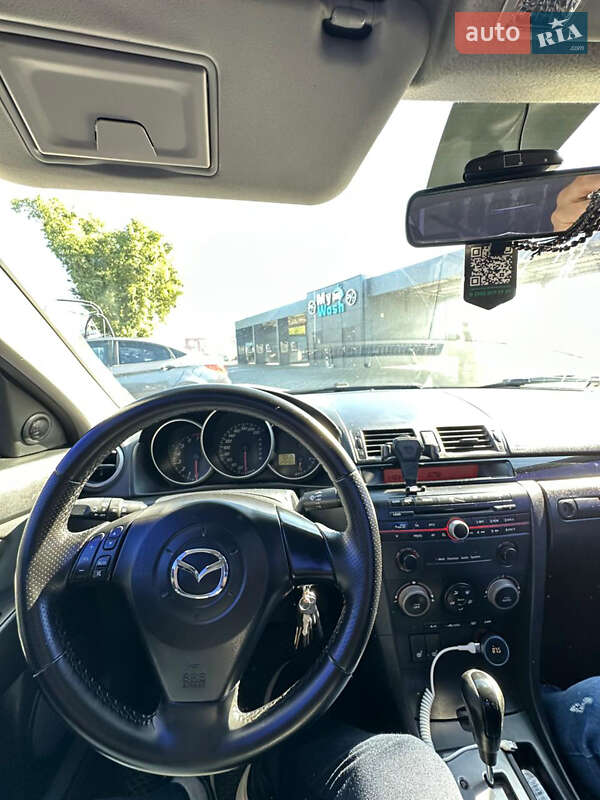 Седан Mazda 3 2006 в Киеве