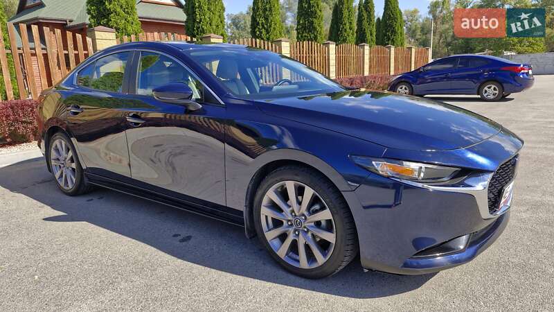 Седан Mazda 3 2019 в Днепре