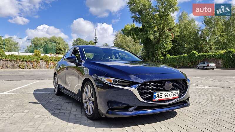 Седан Mazda 3 2019 в Днепре
