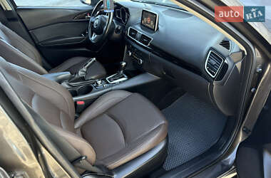 Хэтчбек Mazda 3 2014 в 