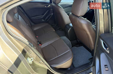 Хэтчбек Mazda 3 2014 в 