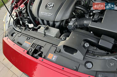 Седан Mazda 3 2016 в 