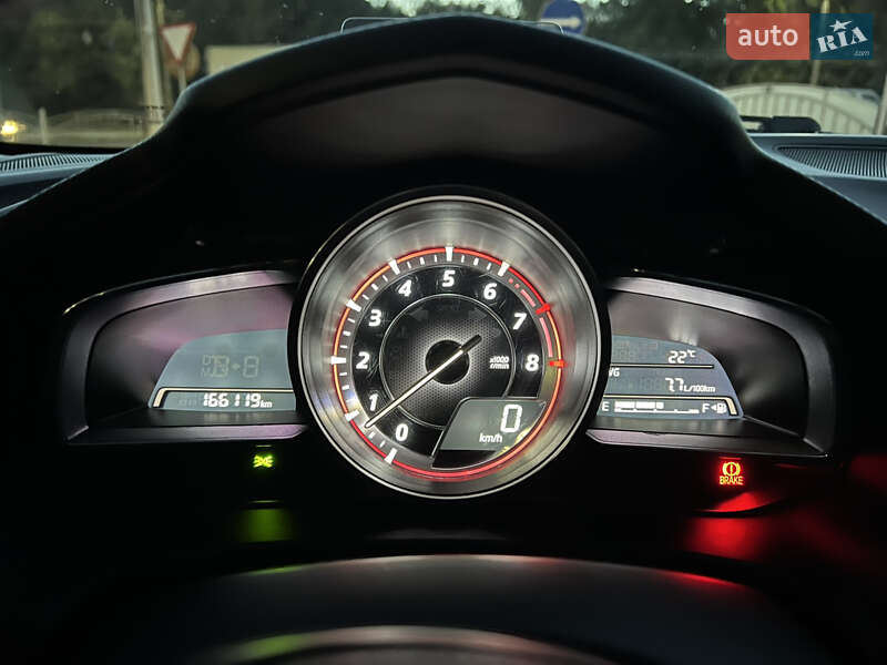 Седан Mazda 3 2014 в Тернополе