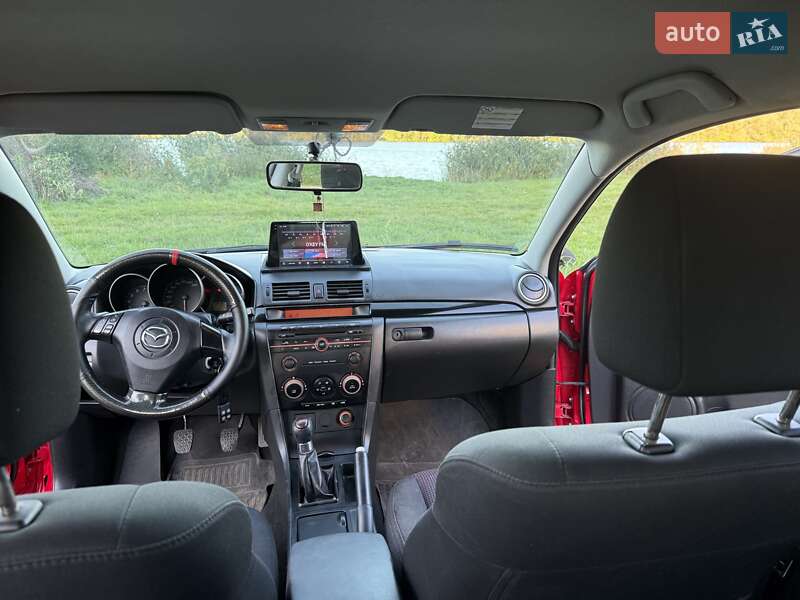 Седан Mazda 3 2005 в Хмельницком