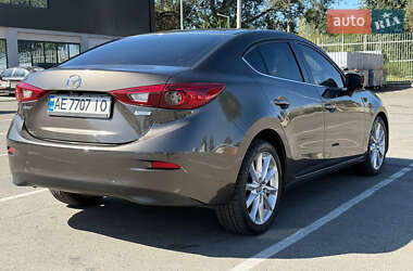 Седан Mazda 3 2016 в 
