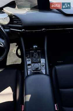 Седан Mazda 3 2019 в 