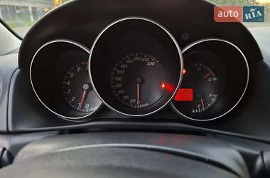 Хэтчбек Mazda 3 2006 в 