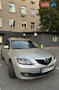 Хэтчбек Mazda 3 2007 в 