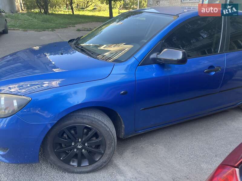 Хэтчбек Mazda 3 2005 в Харькове