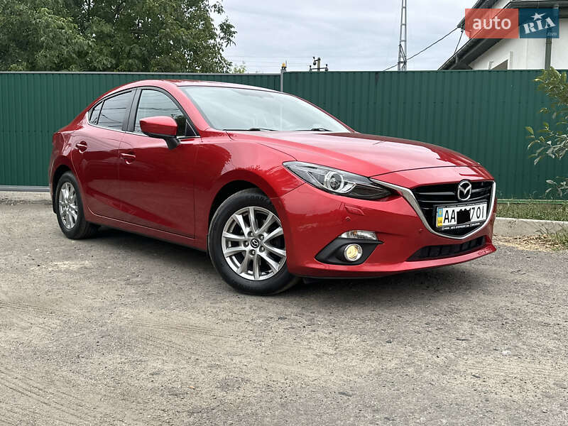 Седан Mazda 3 2014 в Киеве