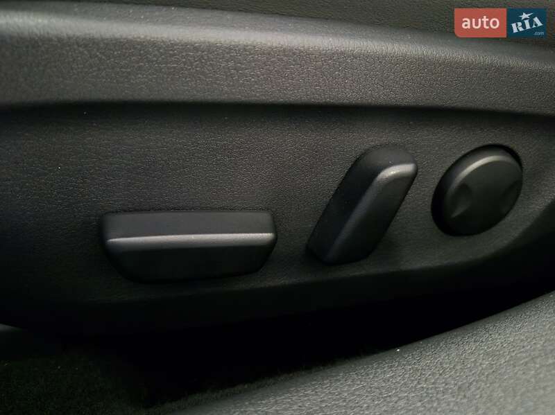 Седан Mazda 3 2021 в Николаеве