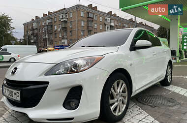 Седан Mazda 3 2011 в 