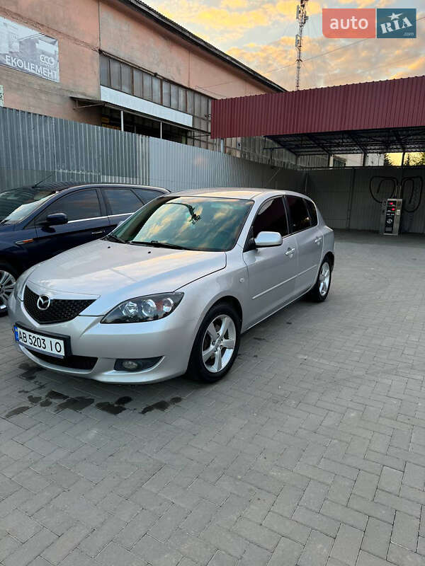 Хэтчбек Mazda 3 2004 в Шаргороде