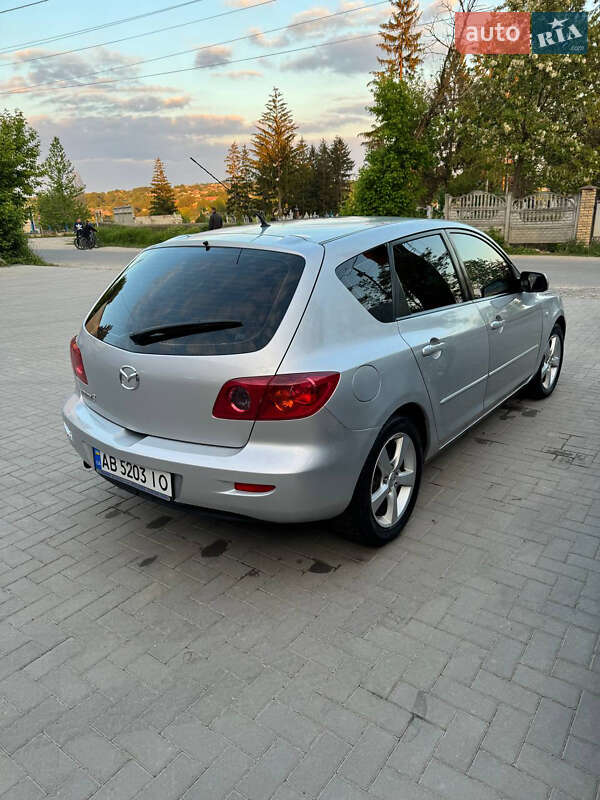 Хэтчбек Mazda 3 2004 в Шаргороде