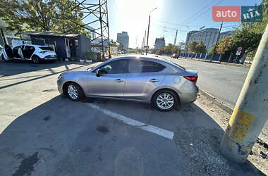 Седан Mazda 3 2014 в 