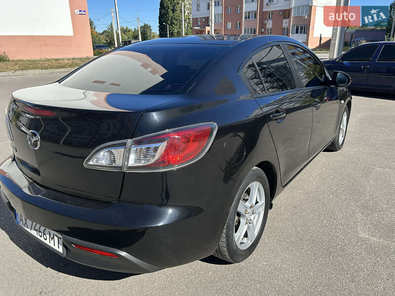 Седан Mazda 3 2011 в Харькове