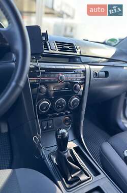 Хэтчбек Mazda 3 2008 в 