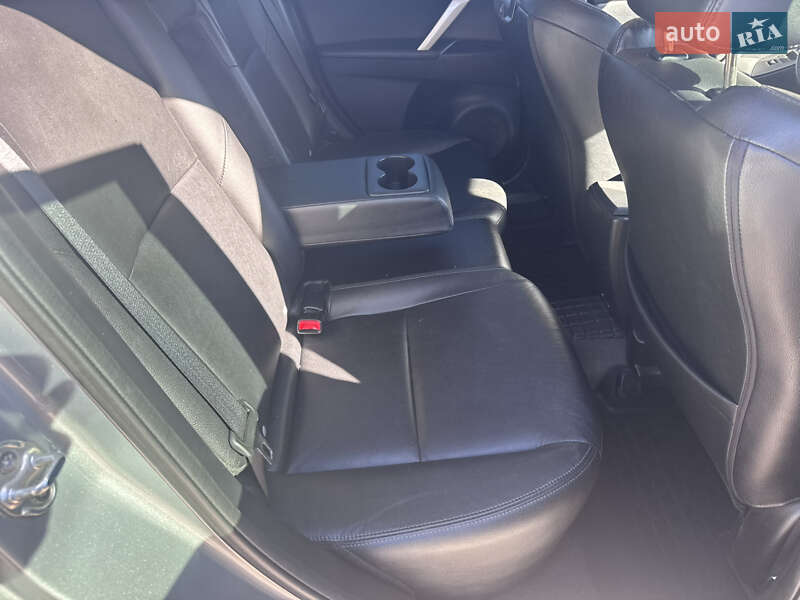 Хэтчбек Mazda 3 2011 в Киеве