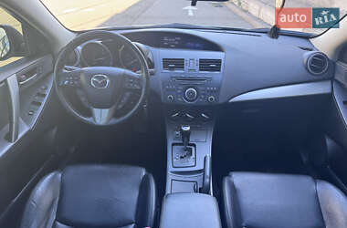 Хэтчбек Mazda 3 2011 в 