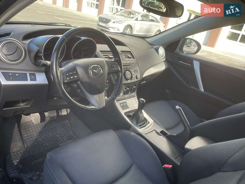 Хетчбек Mazda 3 2009 в Києві фото 28 Хетчбек Mazda 3 2009 в Києві