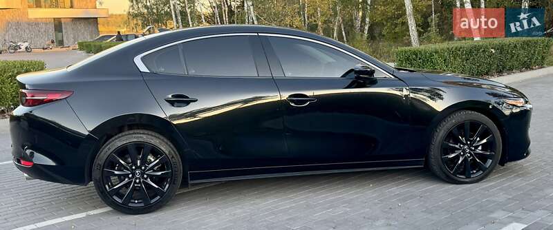 Седан Mazda 3 2019 в Киеве
