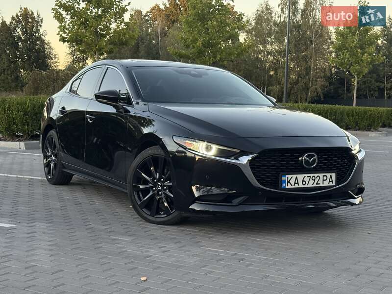 Седан Mazda 3 2019 в 