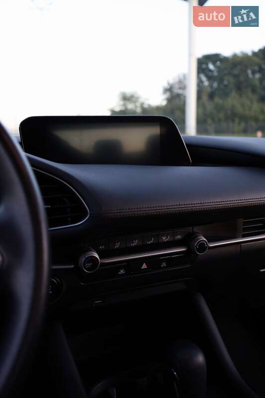 Седан Mazda 3 2021 в Львове