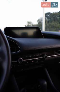 Седан Mazda 3 2021 в 