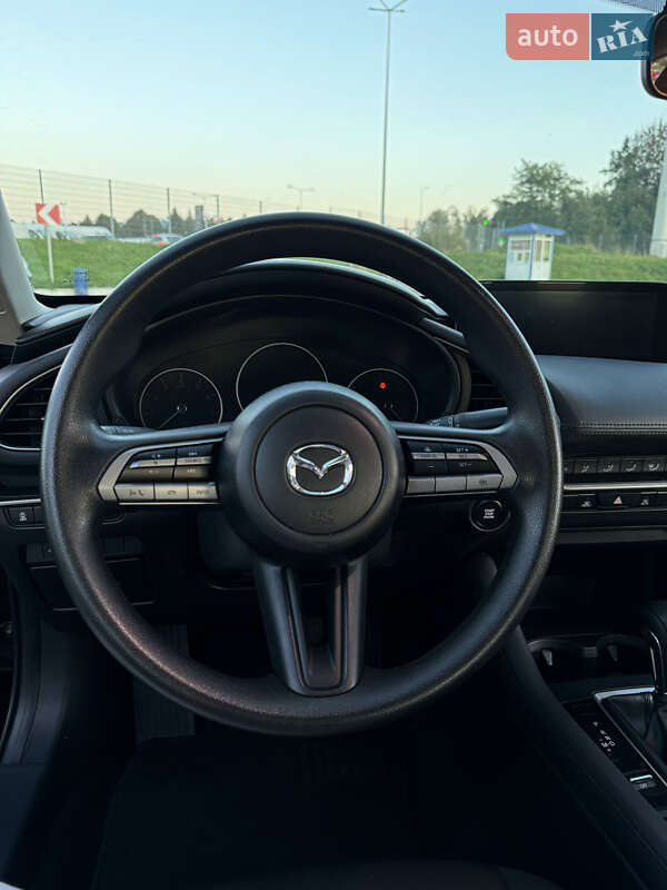 Седан Mazda 3 2021 в Львове
