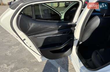 Хэтчбек Mazda 3 2021 в 