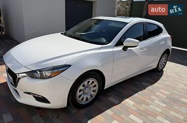 Хетчбек Mazda 3 2016 в Києві