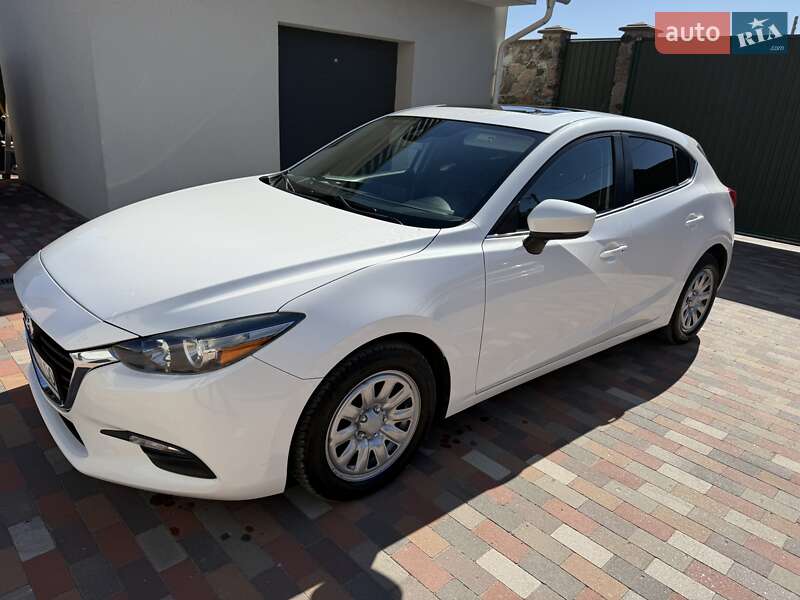 Mazda 3 2016