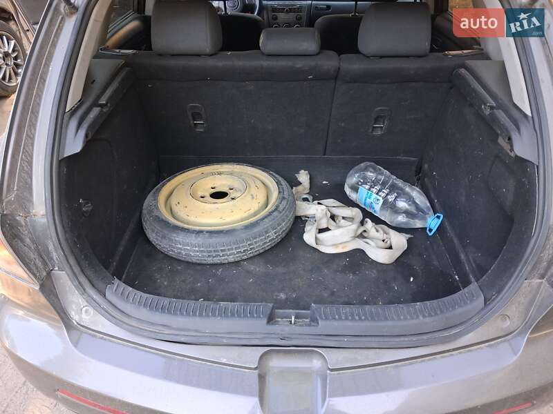 Хэтчбек Mazda 3 2007 в Николаеве