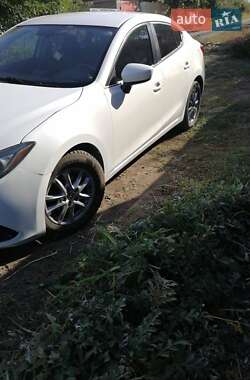 Седан Mazda 3 2013 в 