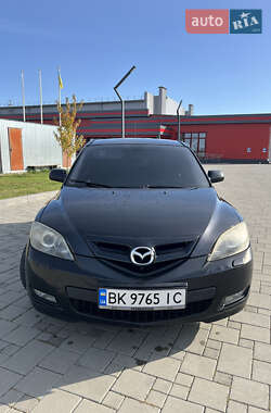 Хэтчбек Mazda 3 2008 в Здолбунове