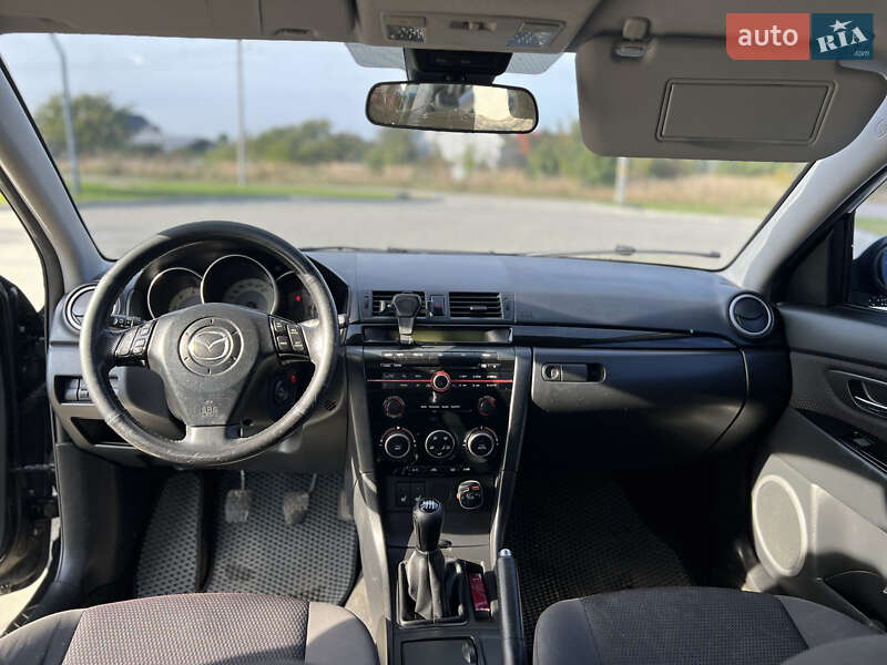 Хэтчбек Mazda 3 2008 в Здолбунове