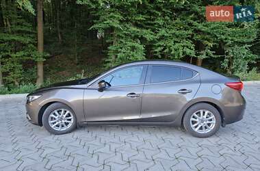Седан Mazda 3 2016 в 