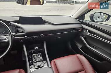 Седан Mazda 3 2023 в Киеве