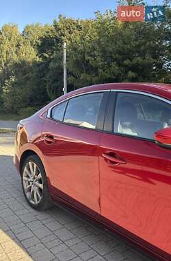 Седан Mazda 3 2019 в Львове