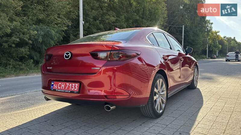 Седан Mazda 3 2019 в Львове