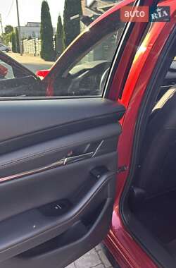 Седан Mazda 3 2019 в Львове