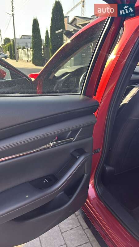 Седан Mazda 3 2019 в Львове
