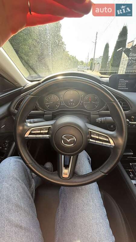 Седан Mazda 3 2019 в Львове