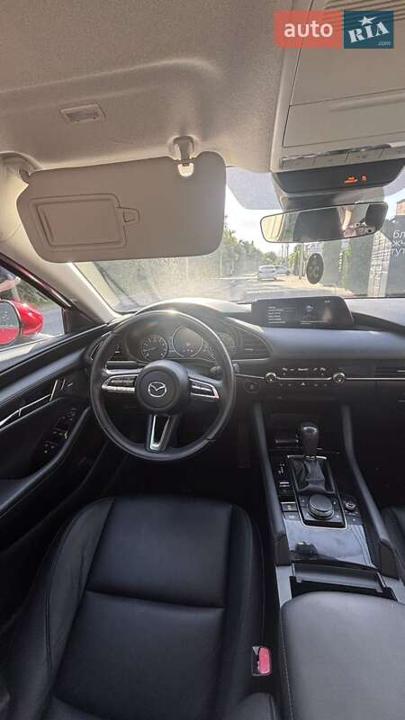 Седан Mazda 3 2019 в Львове